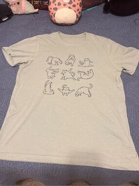 Yoga Cat Pose Graphic T-Shirt - Light blue
